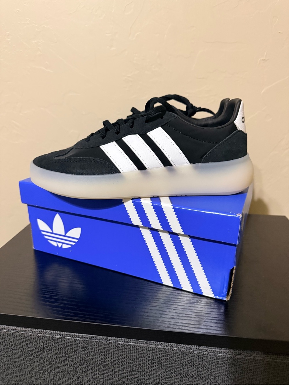 adidas Women’s Black Suede Samba-Inspired Sneakers with White Stripes NWOT 5Y/6W